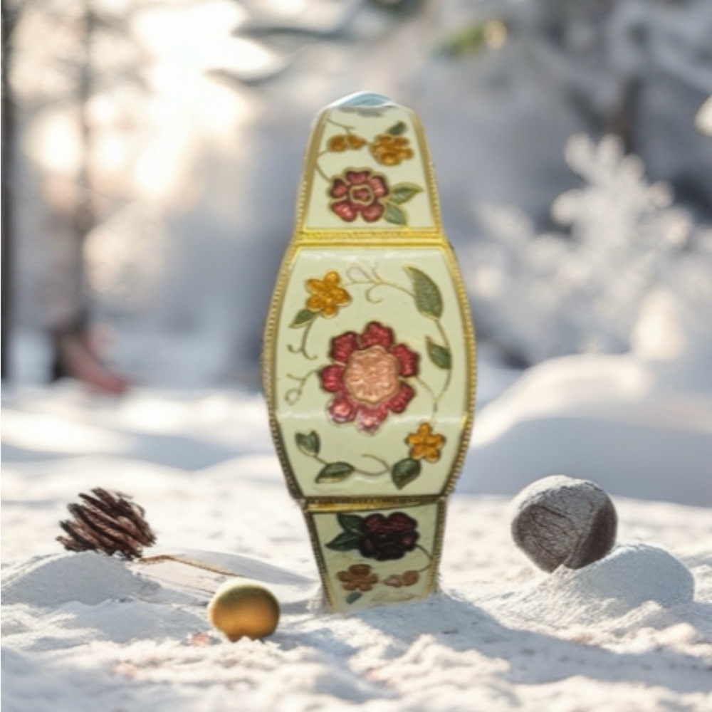0119 Floral Cloisonné  Bracelet in Cream and Multicolor. - Picture 7 of 11